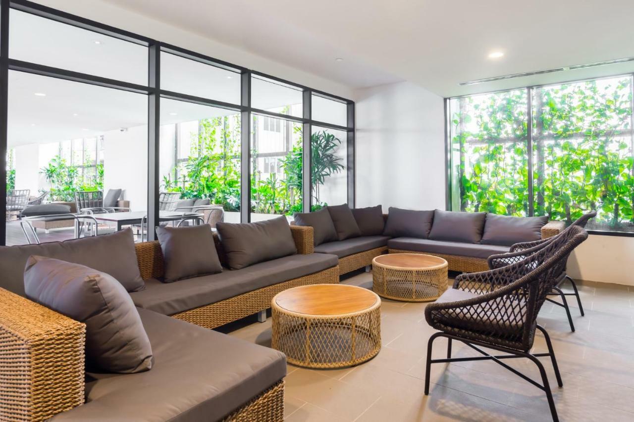 Est Suites Bangsar By Airhost 吉隆坡 外观 照片